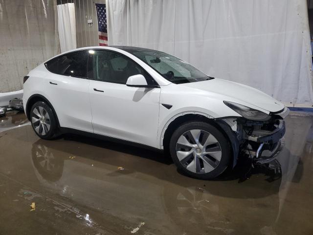 VIN 7SAYGDEE7NA010026 2022 Tesla MODEL Y no.4