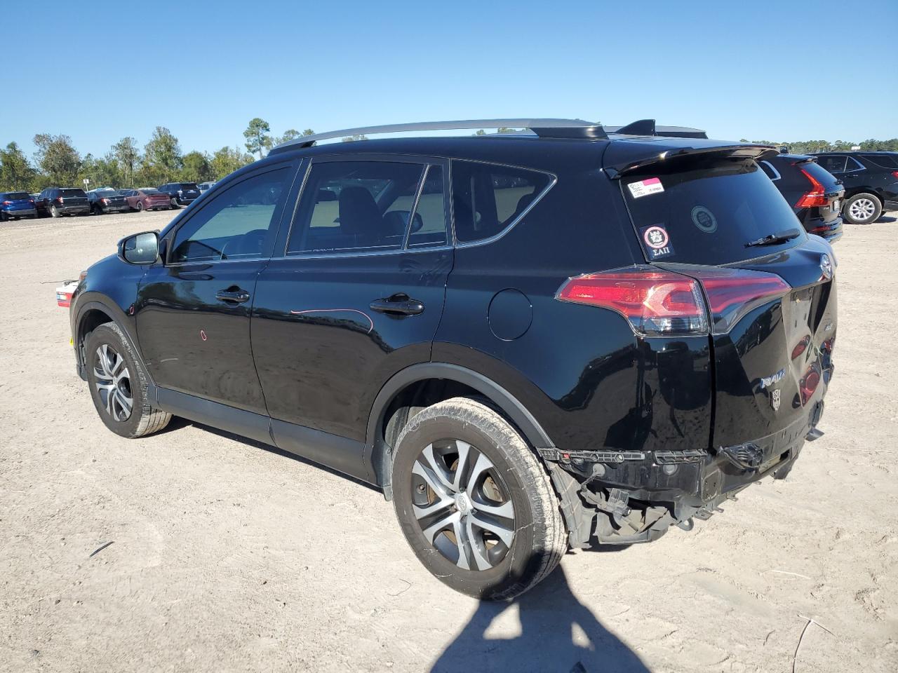 Lot #3037969214 2017 TOYOTA RAV4 LE