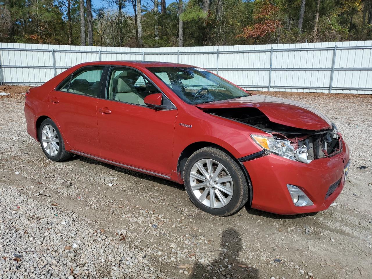 Lot #2976872307 2013 TOYOTA CAMRY HYBR