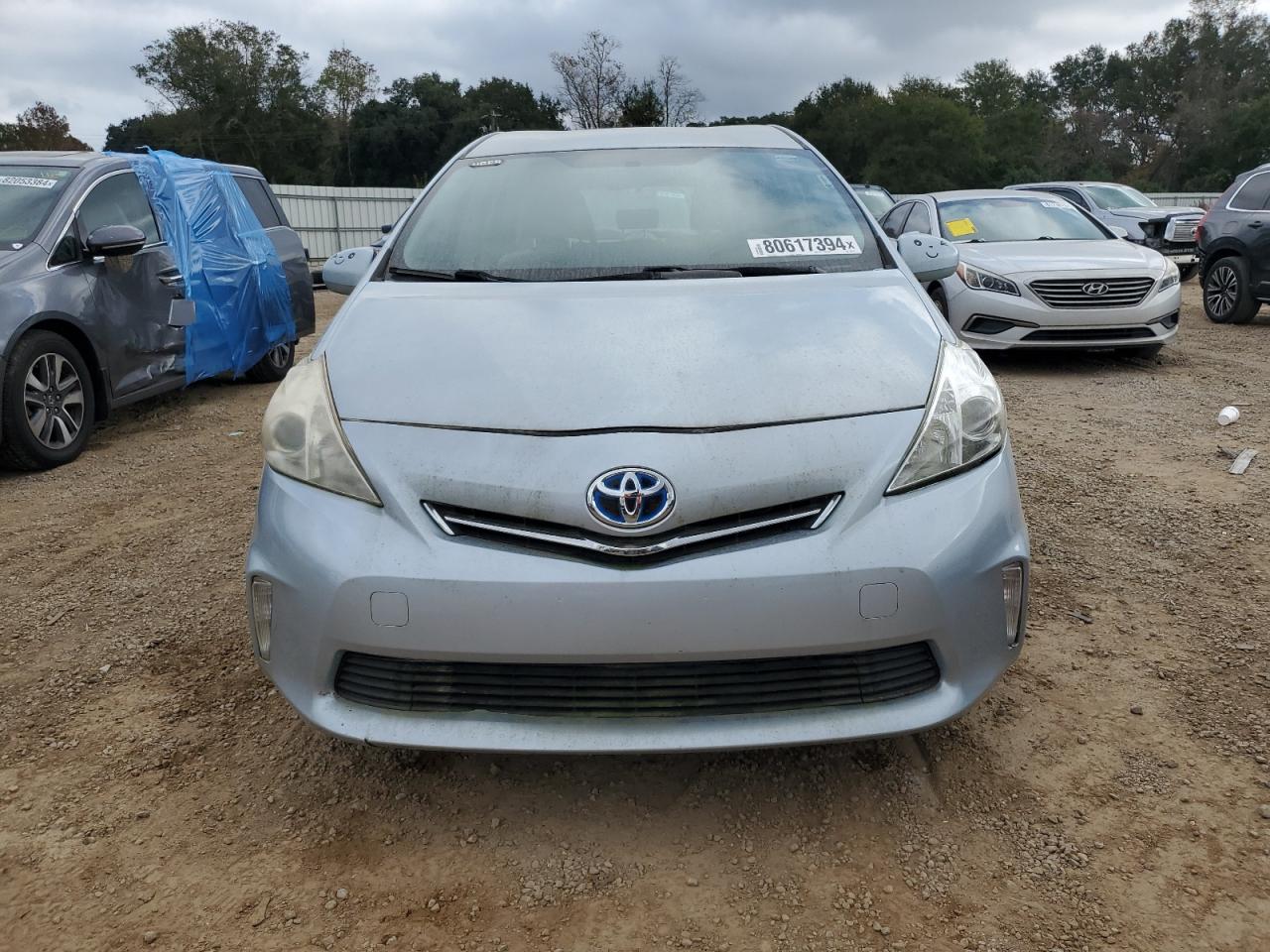 Lot #3033365803 2012 TOYOTA PRIUS V