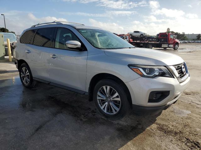 VIN 5N1DR2MN4HC909647 2017 NISSAN PATHFINDER no.4