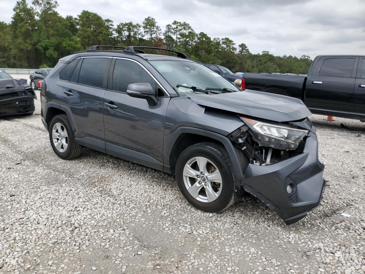 Lot #3020991343 2019 TOYOTA RAV4 XLE