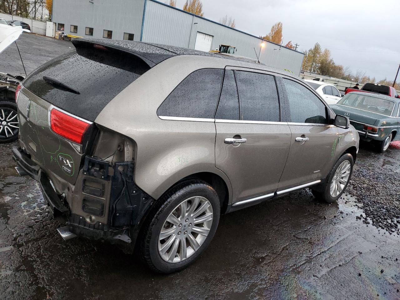 Lot #3004300727 2012 LINCOLN MKX