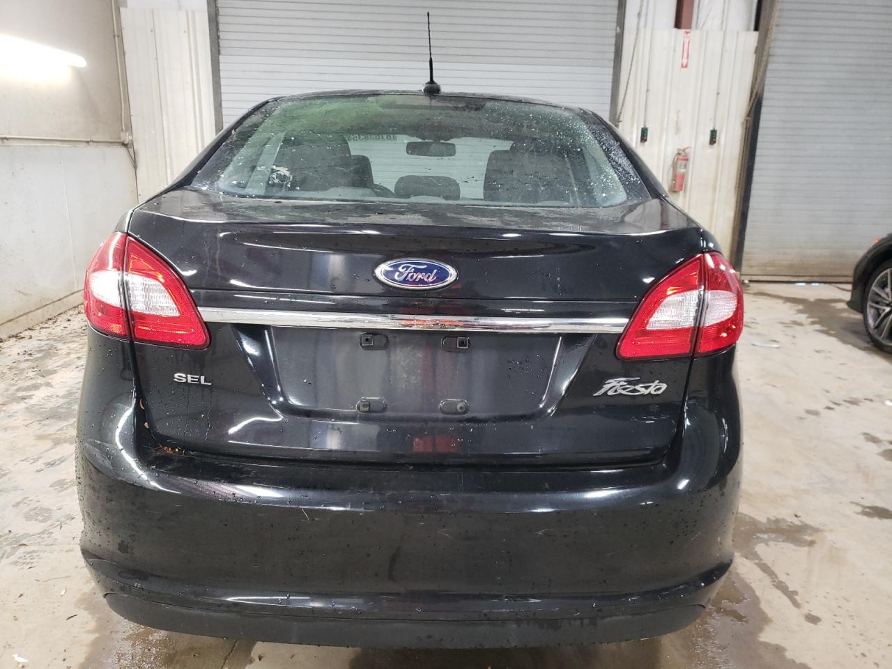 Lot #3009114336 2012 FORD FIESTA SEL