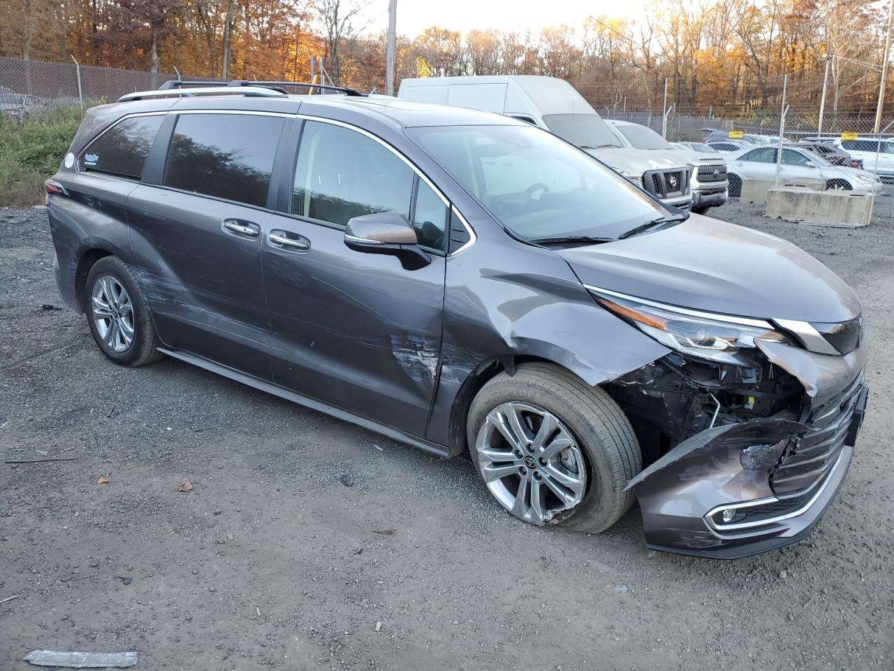 Lot #2964673997 2022 TOYOTA SIENNA LIM