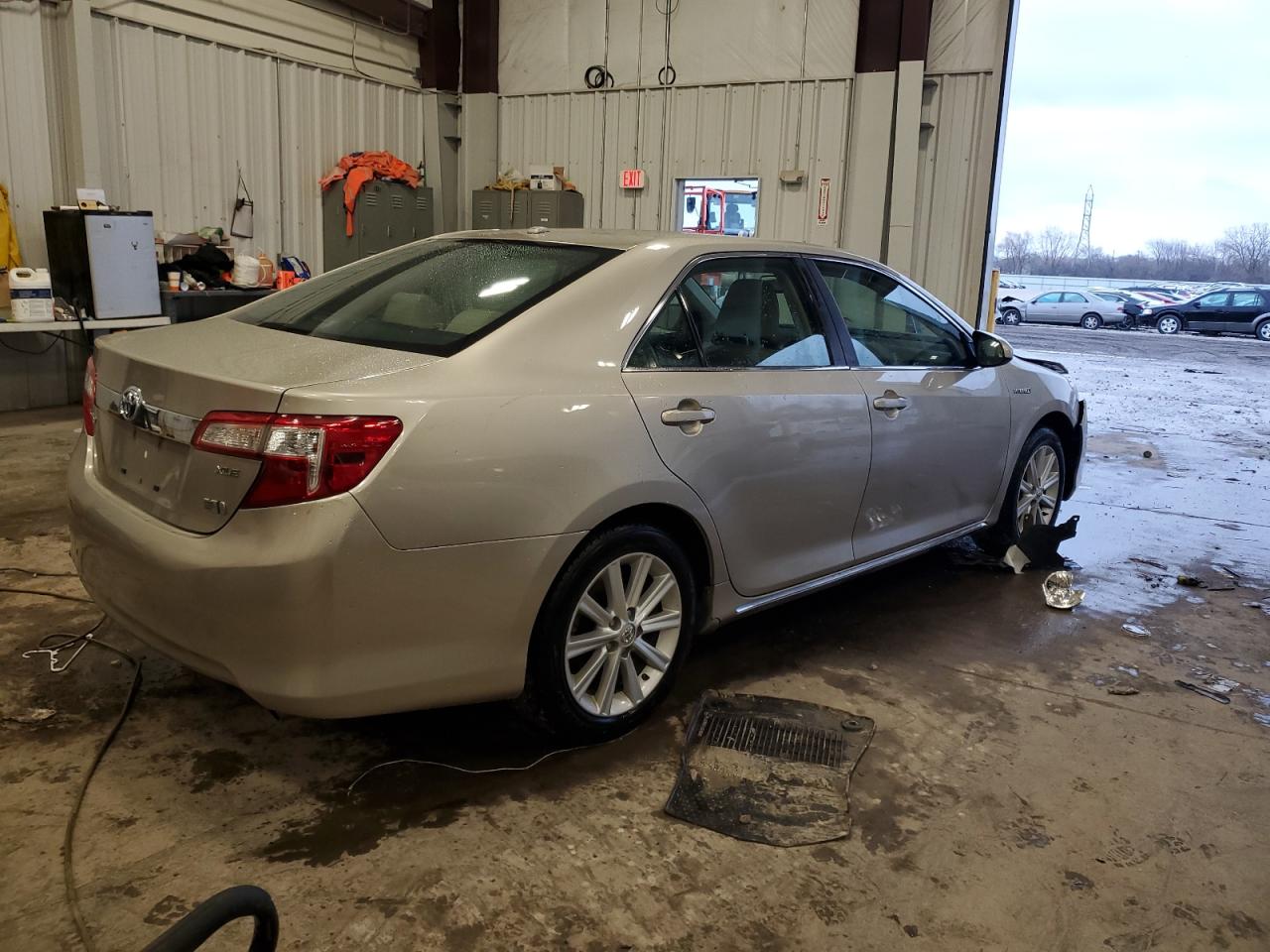 Lot #2962645874 2014 TOYOTA CAMRY HYBR