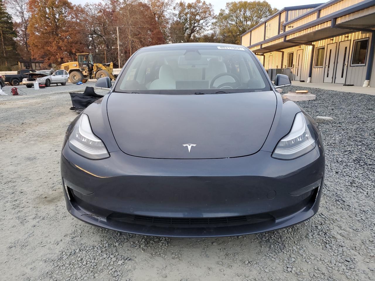 Lot #3024515421 2019 TESLA MODEL 3