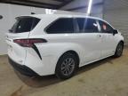 TOYOTA SIENNA LE photo