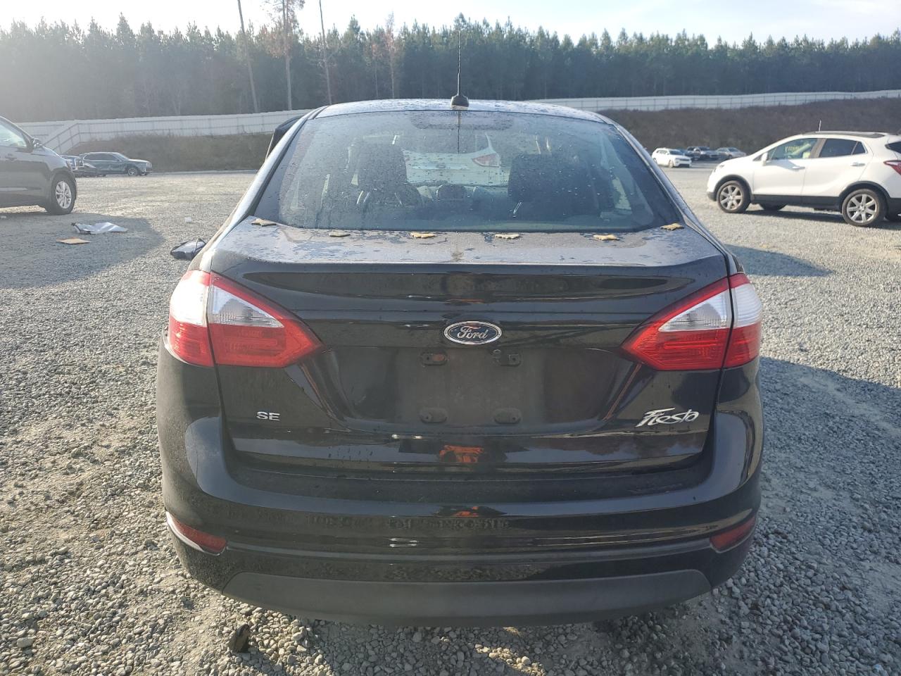 Lot #3024516348 2018 FORD FIESTA SE