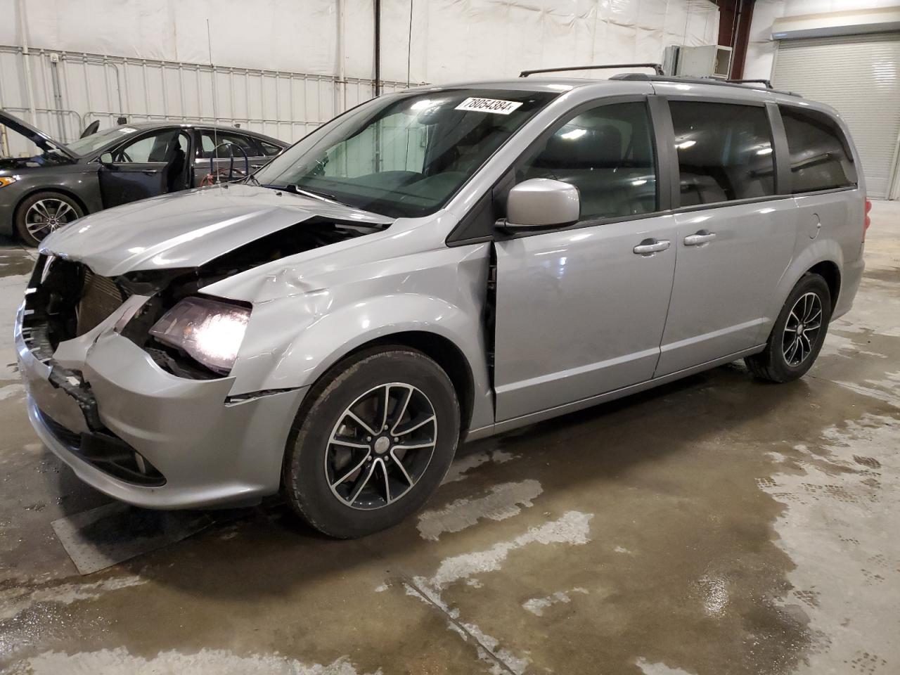  Salvage Dodge Caravan