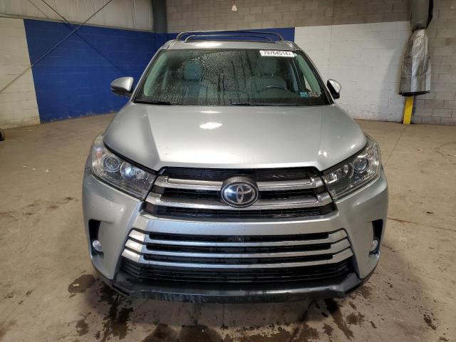 VIN 5TDDZRFH2HS363529 2017 Toyota Highlander, Limited no.5