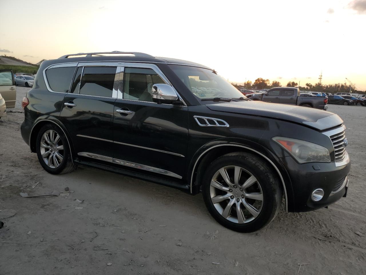 Lot #2976386001 2011 INFINITI QX56