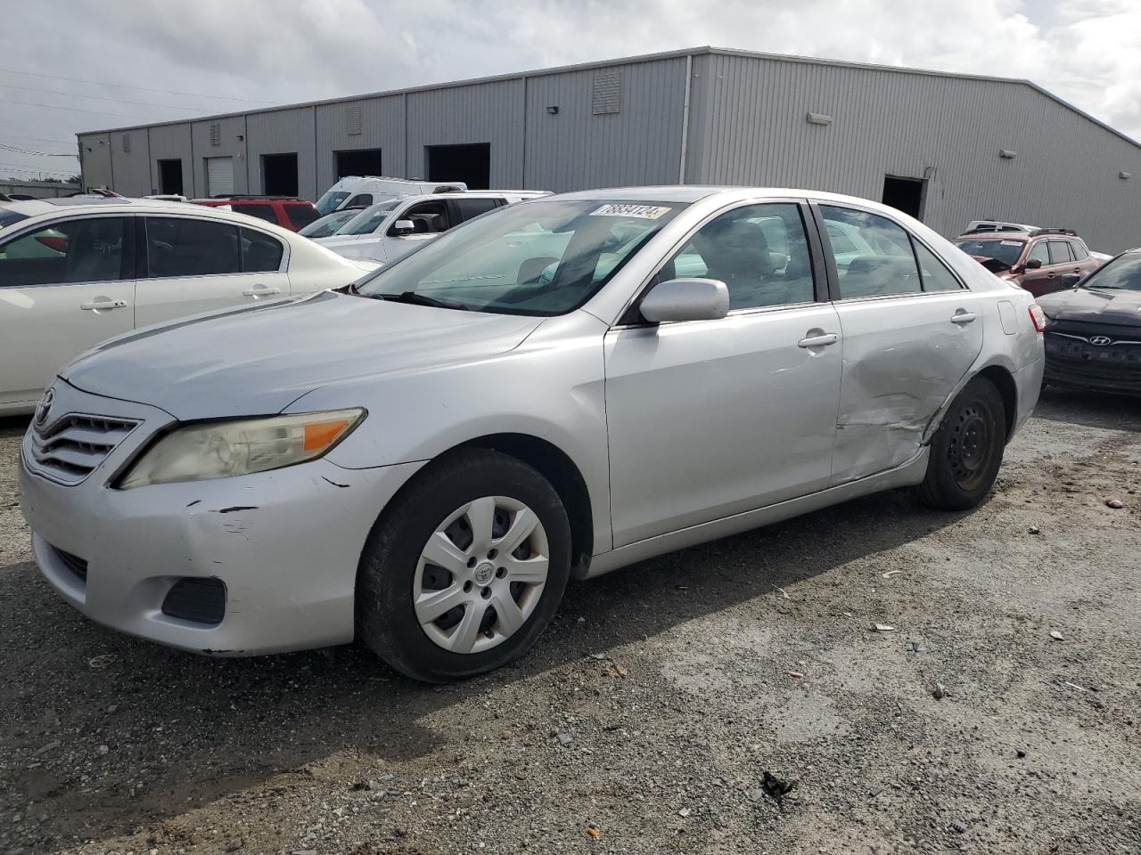 Lot #2986822269 2010 TOYOTA CAMRY SE