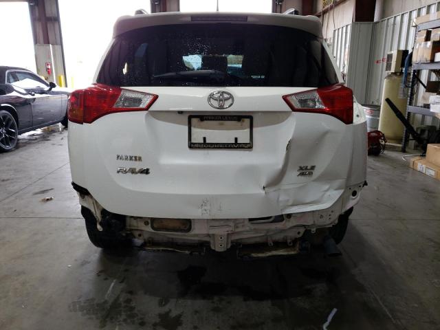 2015 TOYOTA RAV4 XLE - JTMRFREV3FD131620