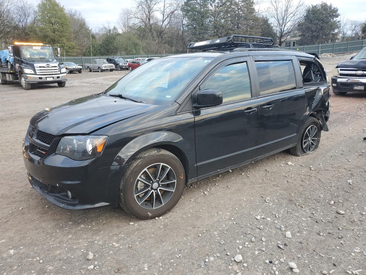 Lot #3027087843 2018 DODGE GRAND CARA