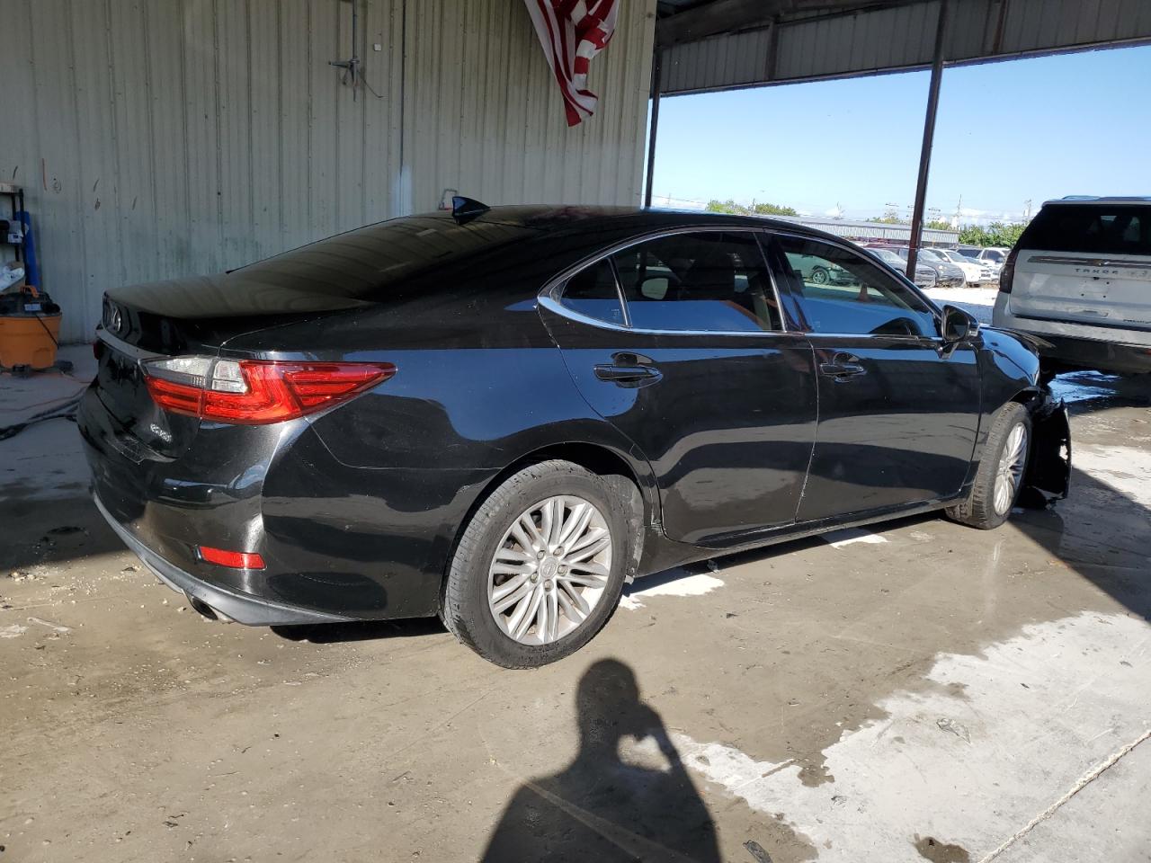 Lot #3030746104 2016 LEXUS ES 350