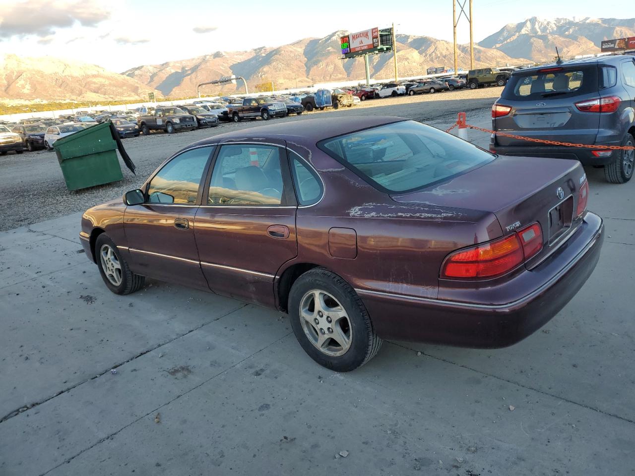 Lot #2955151847 1998 TOYOTA AVALON XL