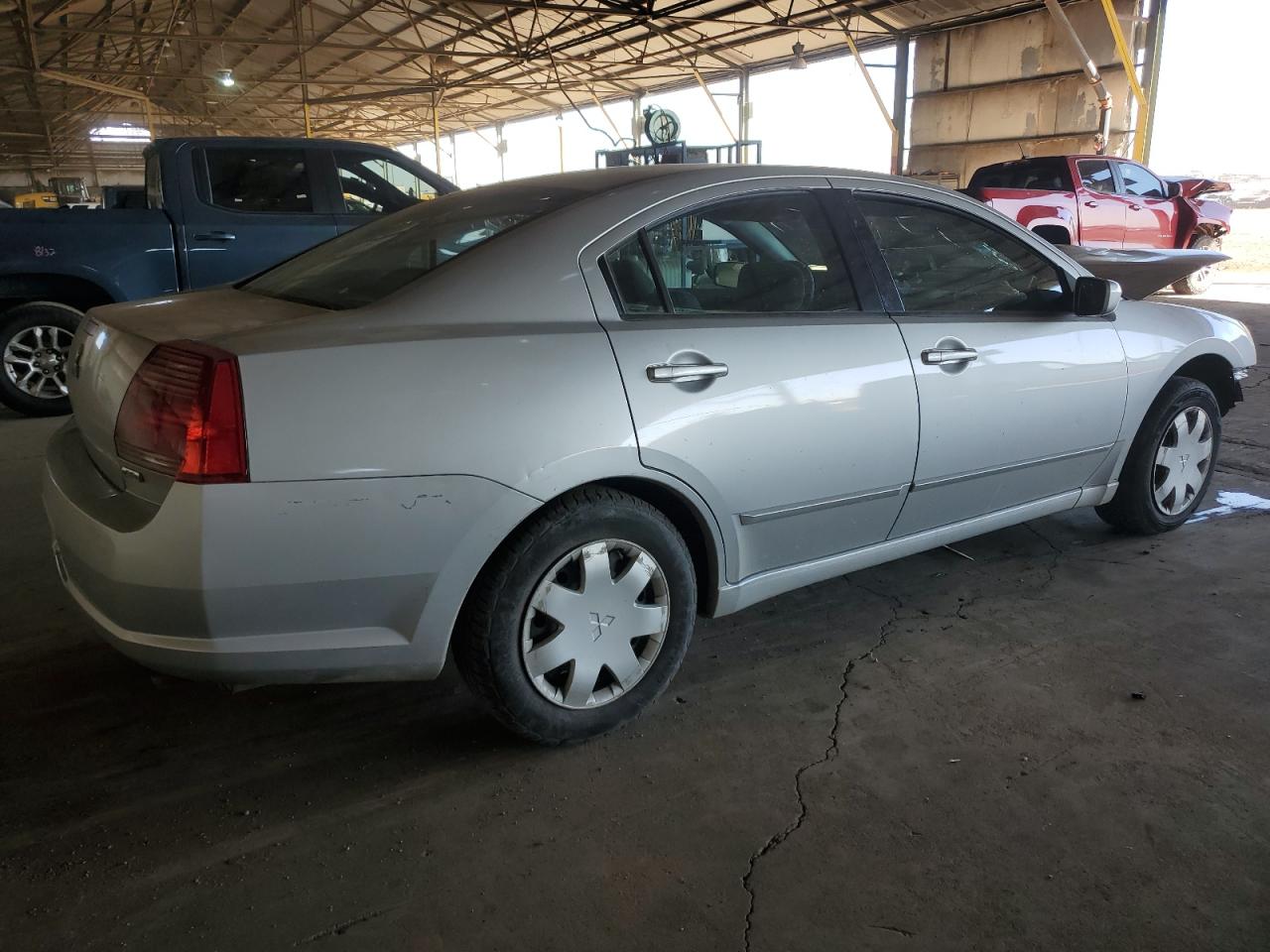 Lot #2979351681 2005 MITSUBISHI GALANT ES