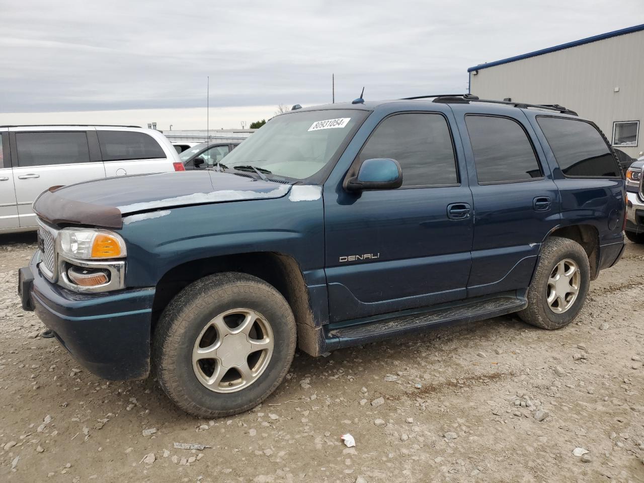  Salvage GMC Yukon