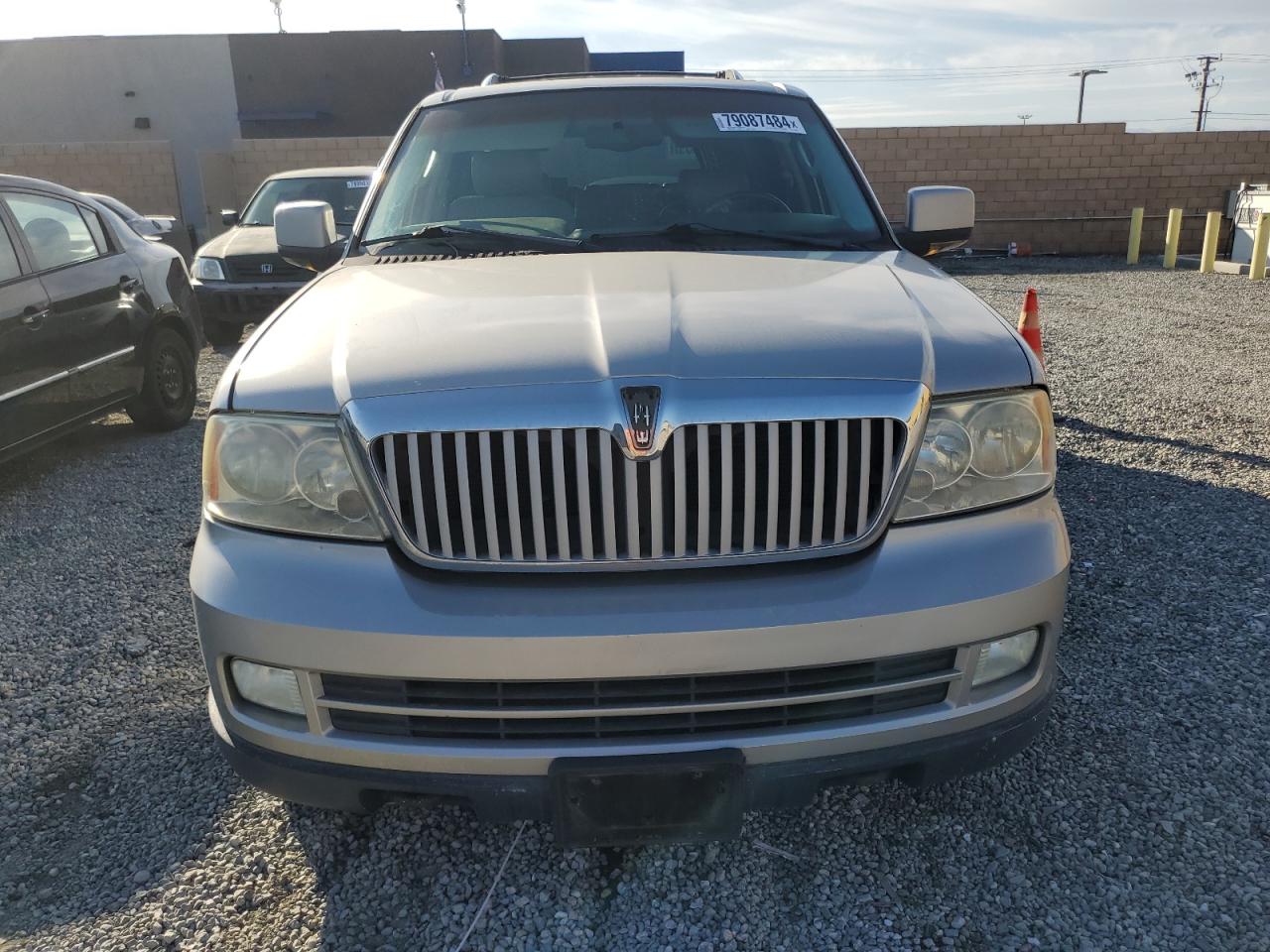 Lot #2955599751 2005 LINCOLN NAVIGATOR