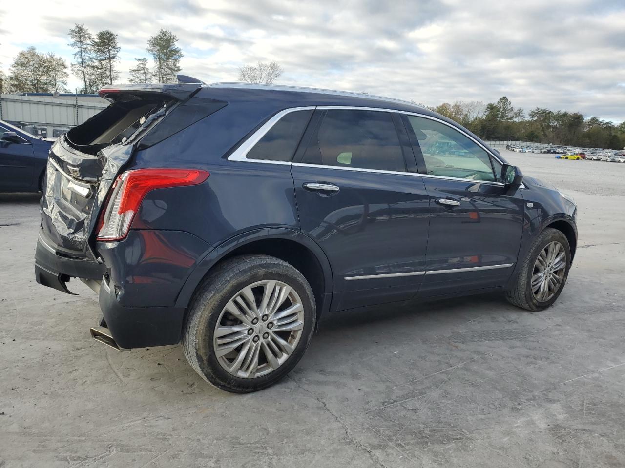 Lot #3034398061 2019 CADILLAC XT5 PREMIU