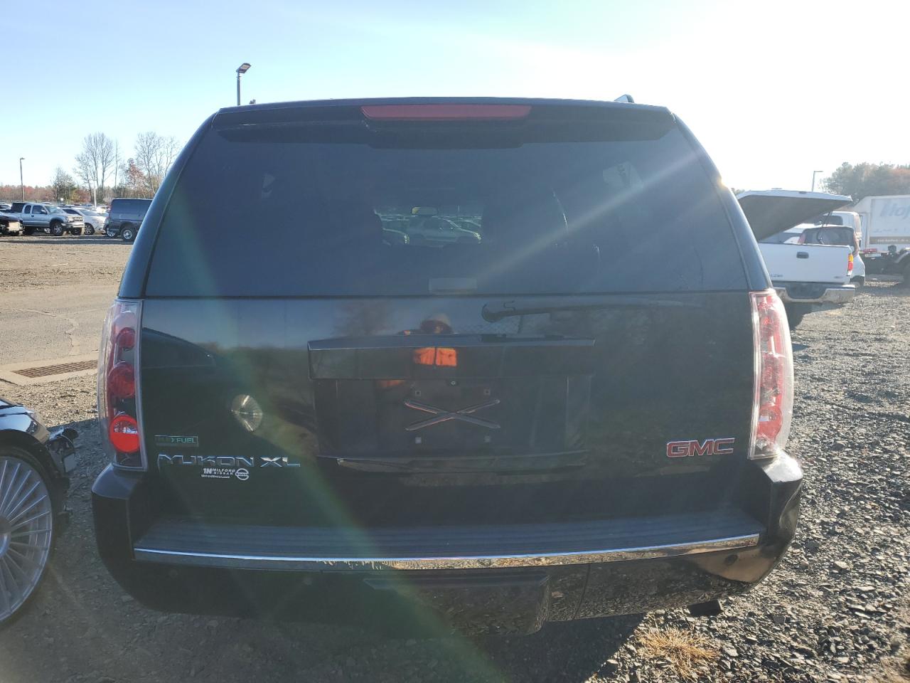 Lot #2976295403 2011 GMC YUKON XL D