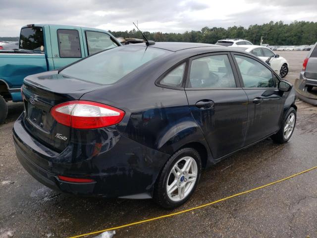 VIN 3FADP4BJ6HM110558 2017 FORD FIESTA no.3