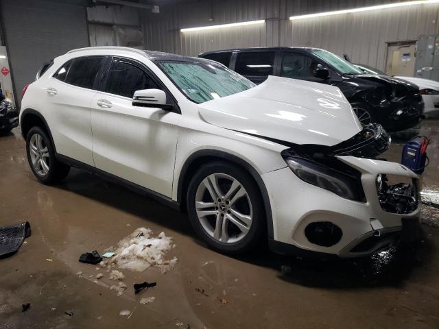2019 MERCEDES-BENZ GLA 250 4M - WDCTG4GB7KJ582631