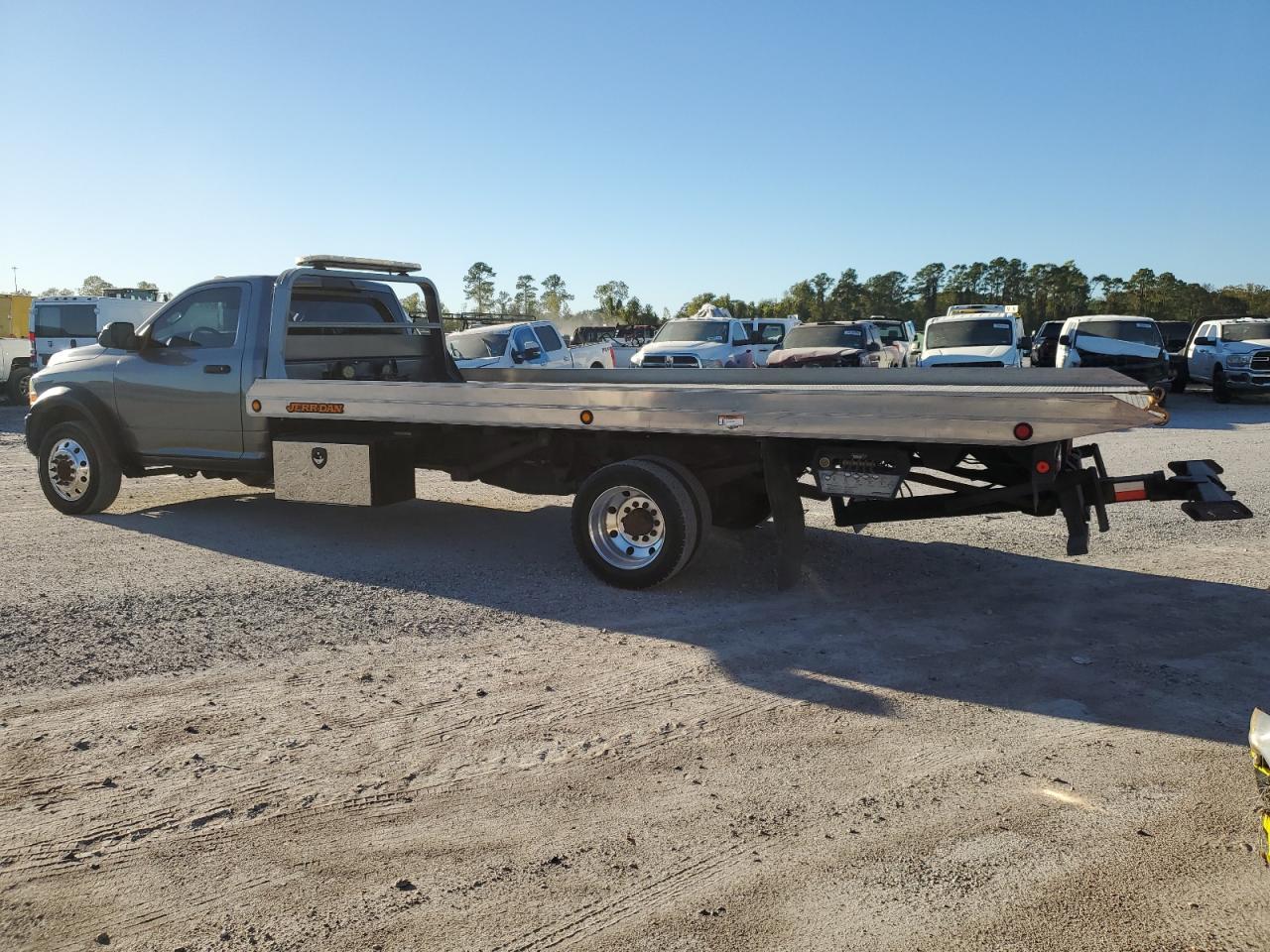 Lot #2996322404 2011 DODGE RAM 5500 S