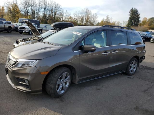 2018 HONDA ODYSSEY EX - 5FNRL6H71JB010526