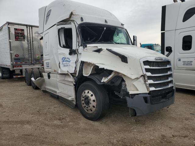 Global Auto Auctions: 2021 FREIGHTLINER CASCADIA 126