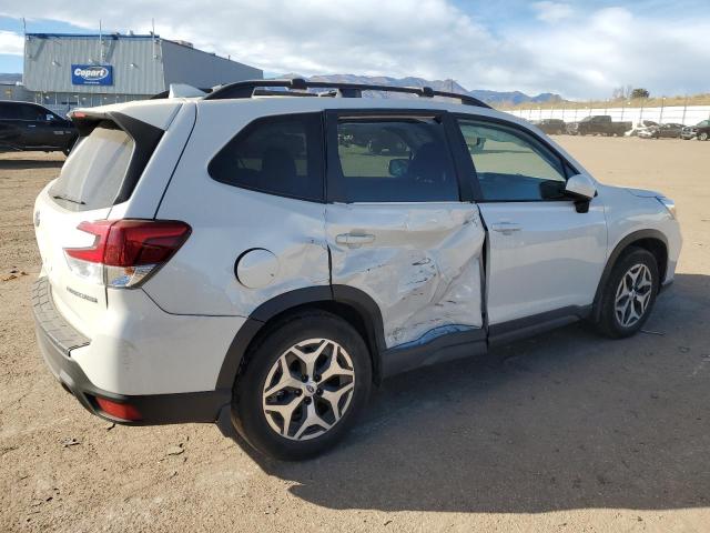 JF2SKAJC4MH516341 2021 SUBARU FORESTER