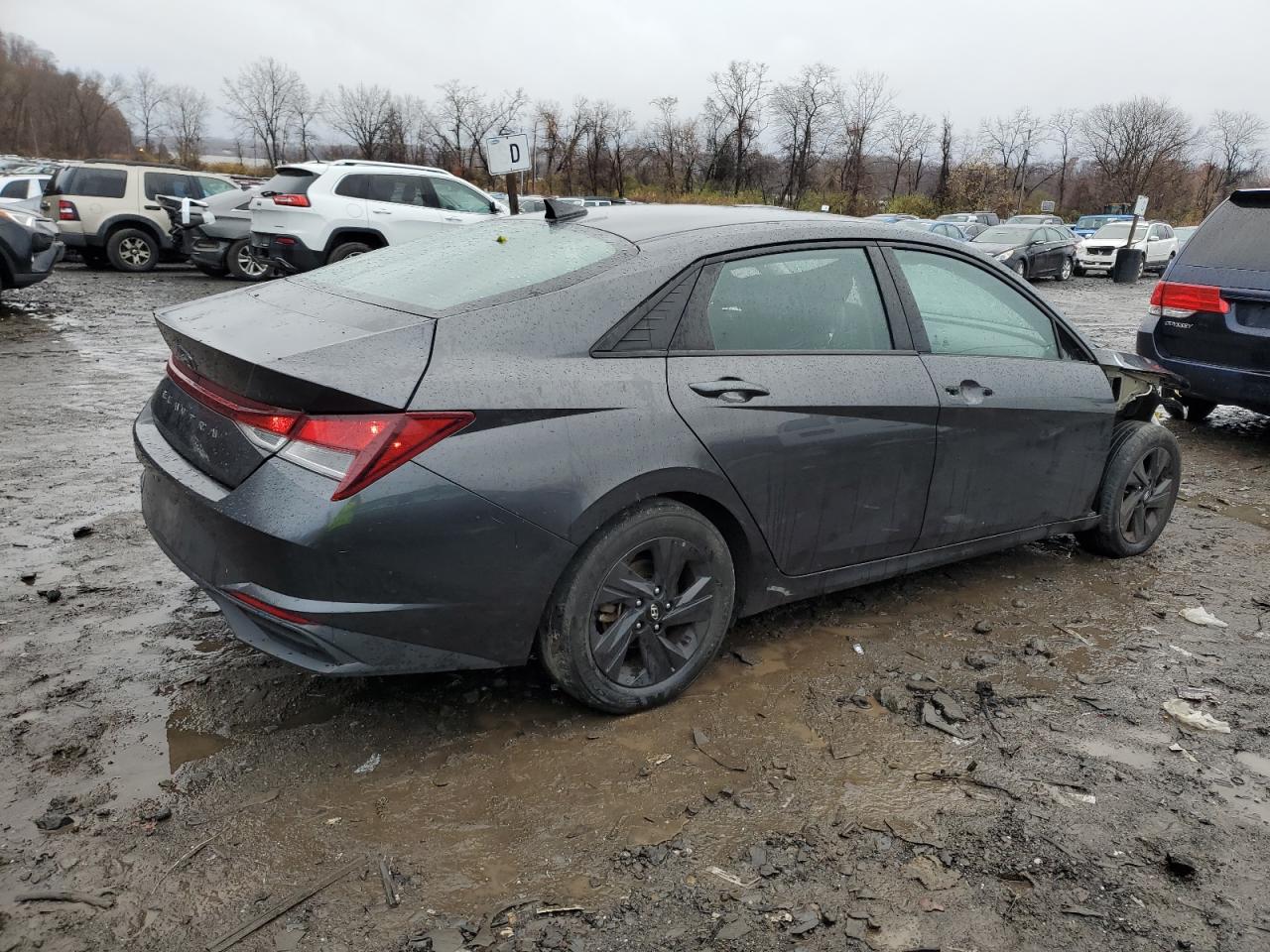 Lot #3034280102 2021 HYUNDAI ELANTRA SE