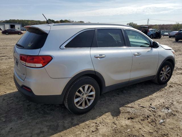 2016 KIA SORENTO LX - 5XYPG4A54GG122019