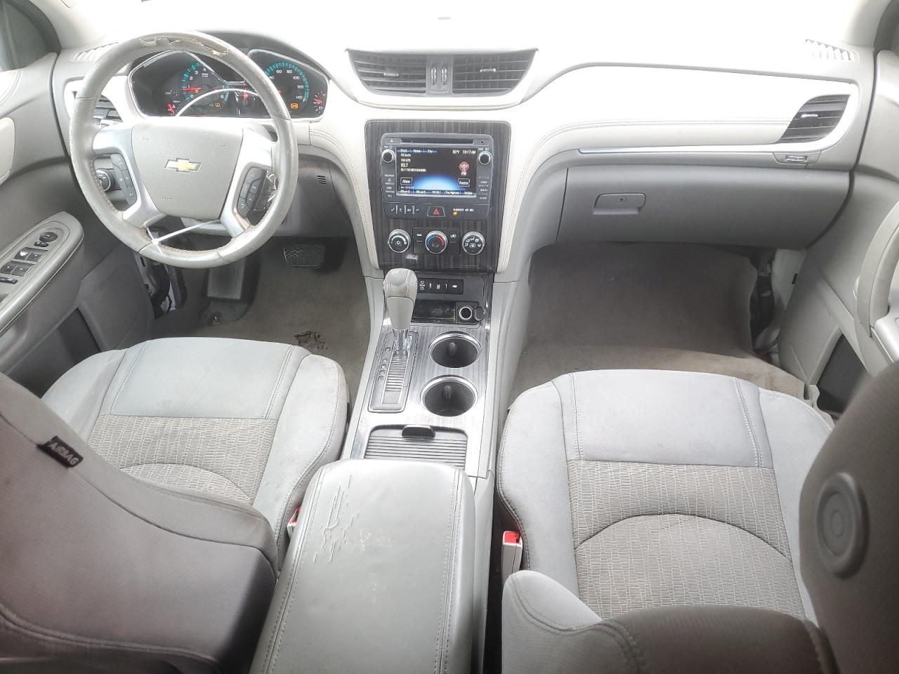 CHEVROLET TRAVERSE LT