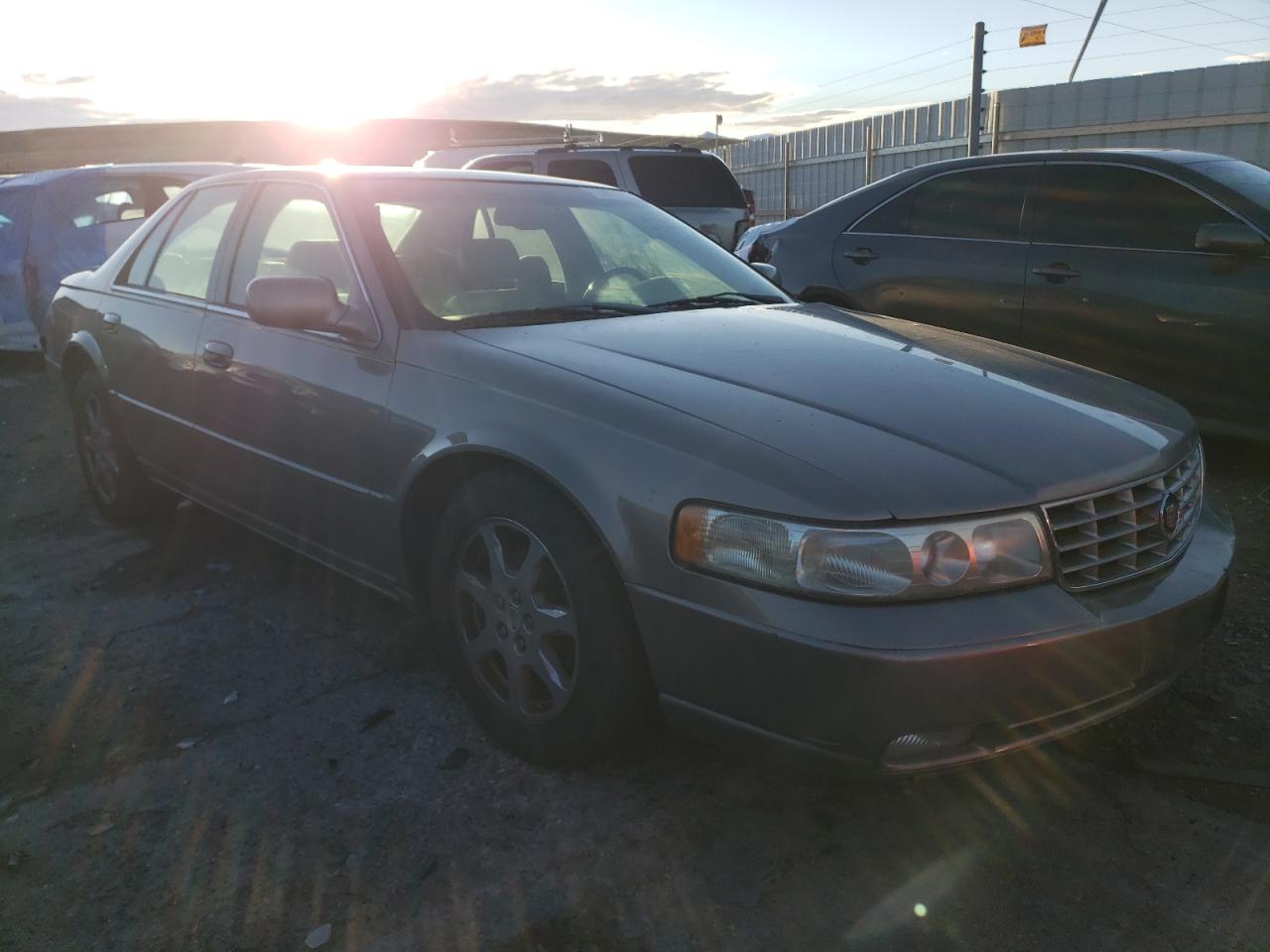 Lot #2957001910 2002 CADILLAC SEVILLE ST