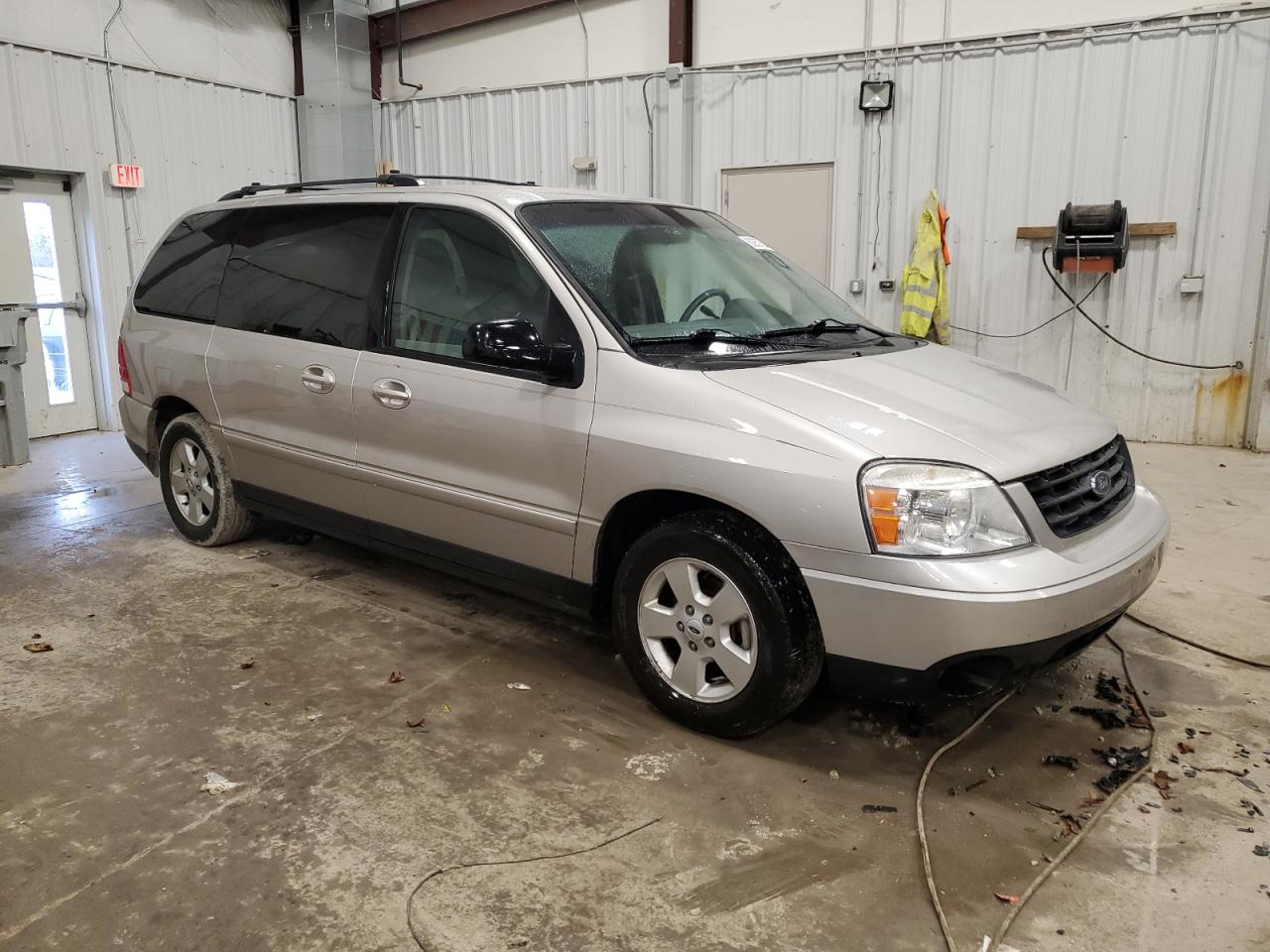 Lot #2991779279 2005 FORD FREESTAR S