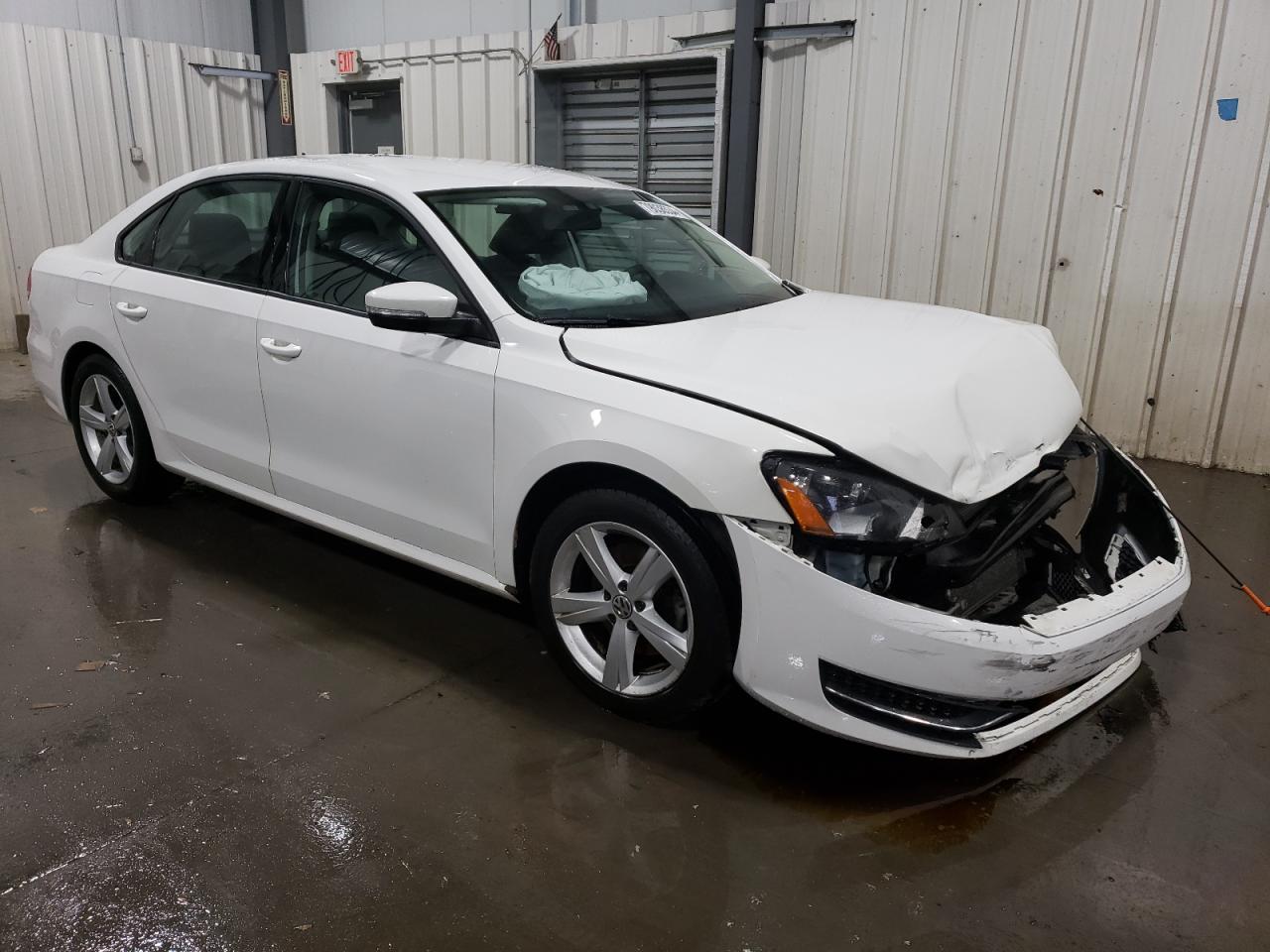 Lot #2979386607 2013 VOLKSWAGEN PASSAT S