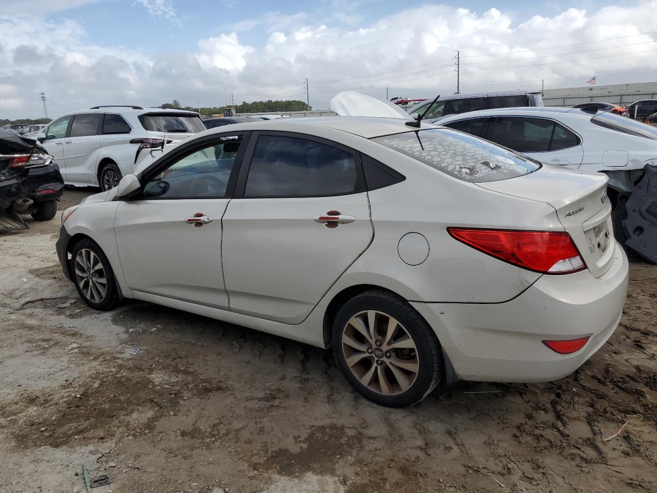 Lot #2970015057 2017 HYUNDAI ACCENT SE