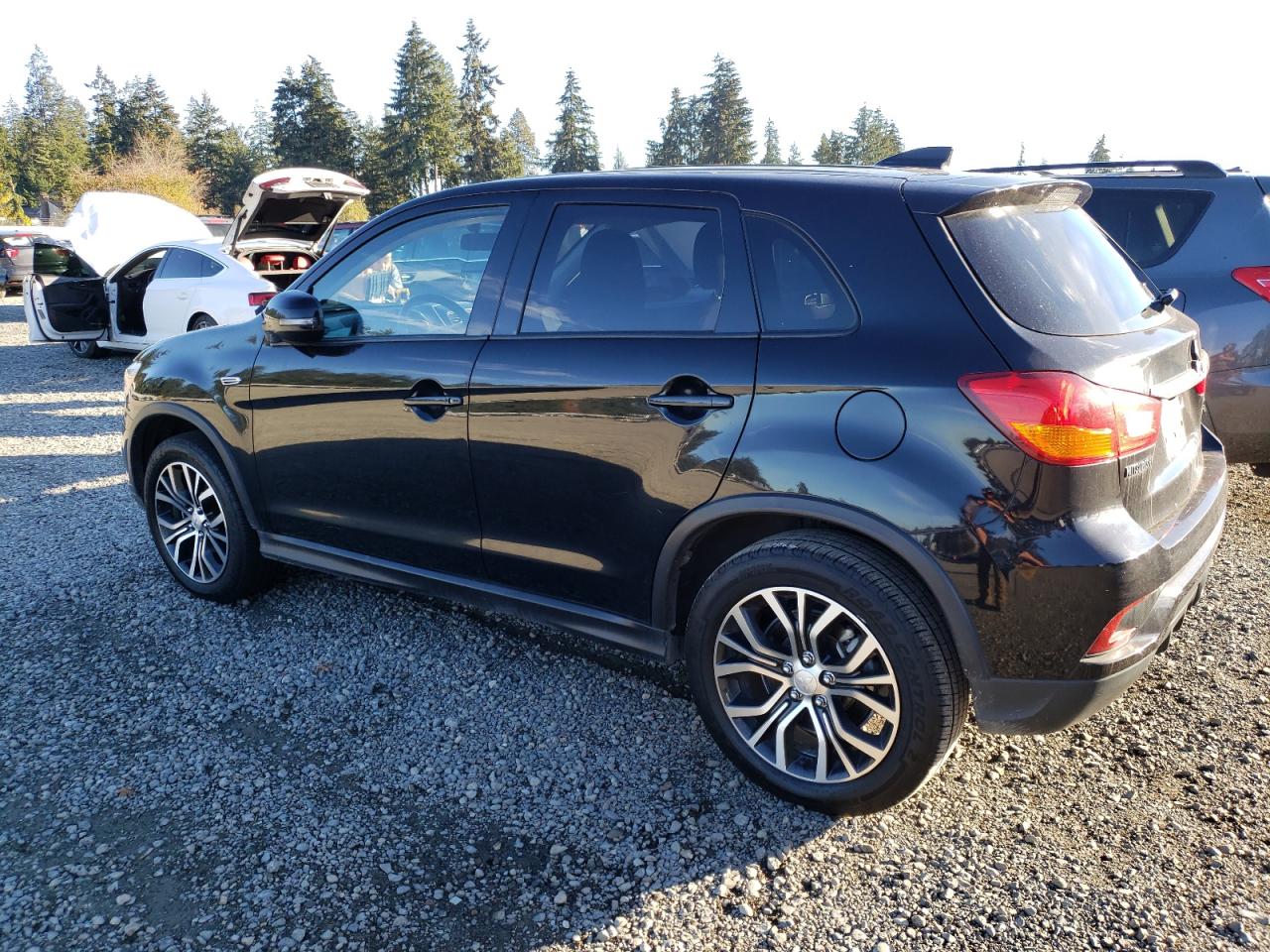 Lot #3033278833 2019 MITSUBISHI OUTLANDER