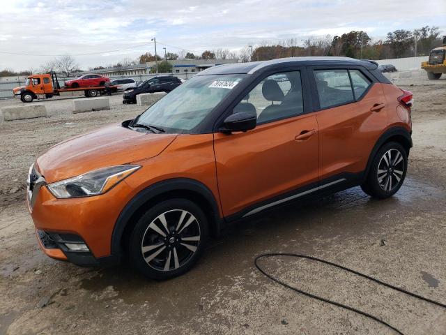 VIN 3N1CP5CU0KL561957 2019 NISSAN KICKS no.1