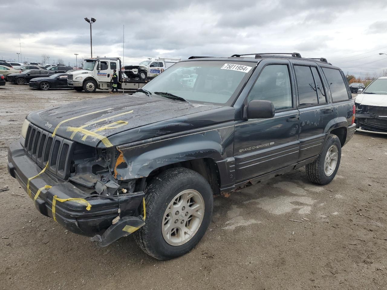  Salvage Jeep Grand Cherokee