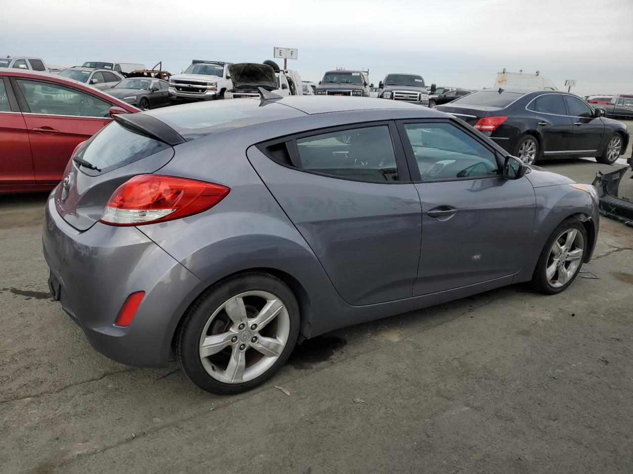 Lot #2989403676 2015 HYUNDAI VELOSTER