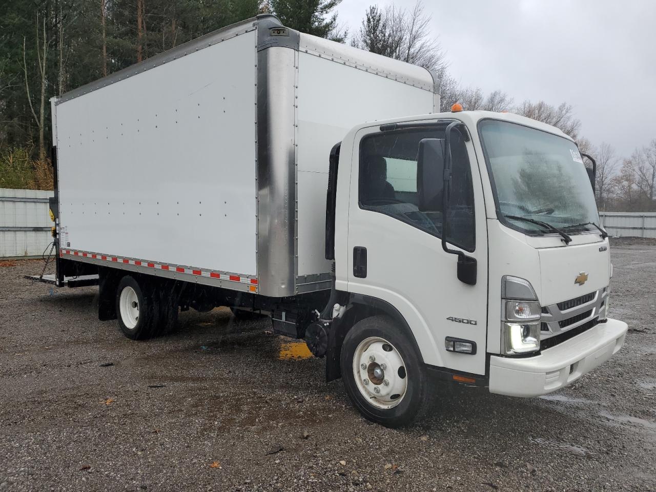 Lot #2995827501 2023 CHEVROLET 4500