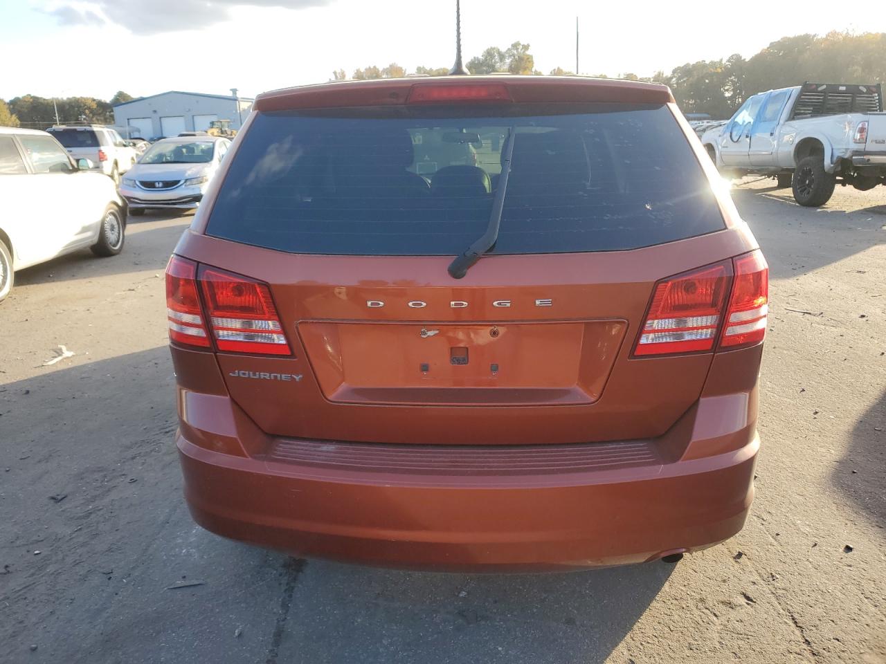 Lot #3005835346 2012 DODGE JOURNEY SE