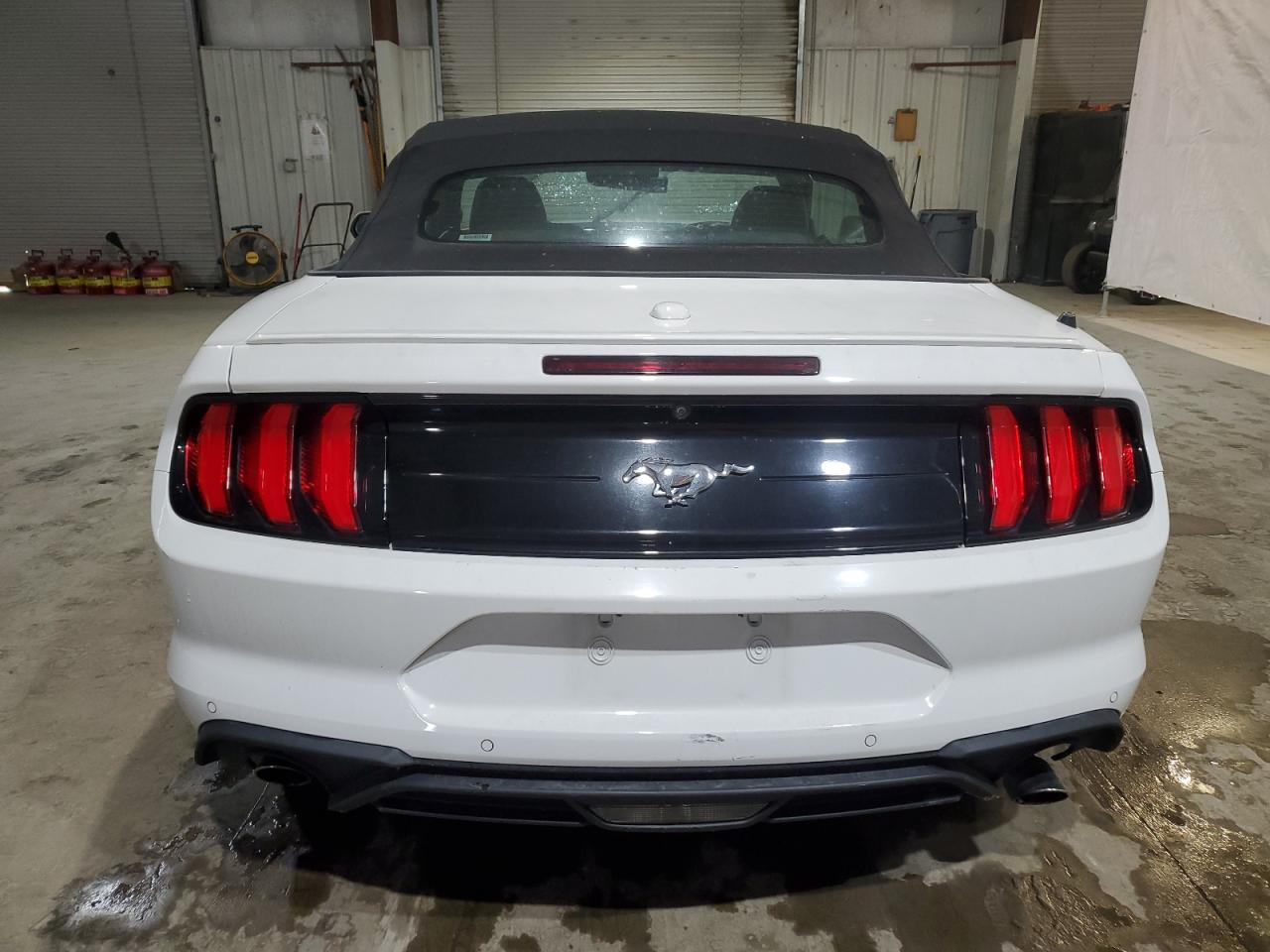 Lot #2976961704 2022 FORD MUSTANG