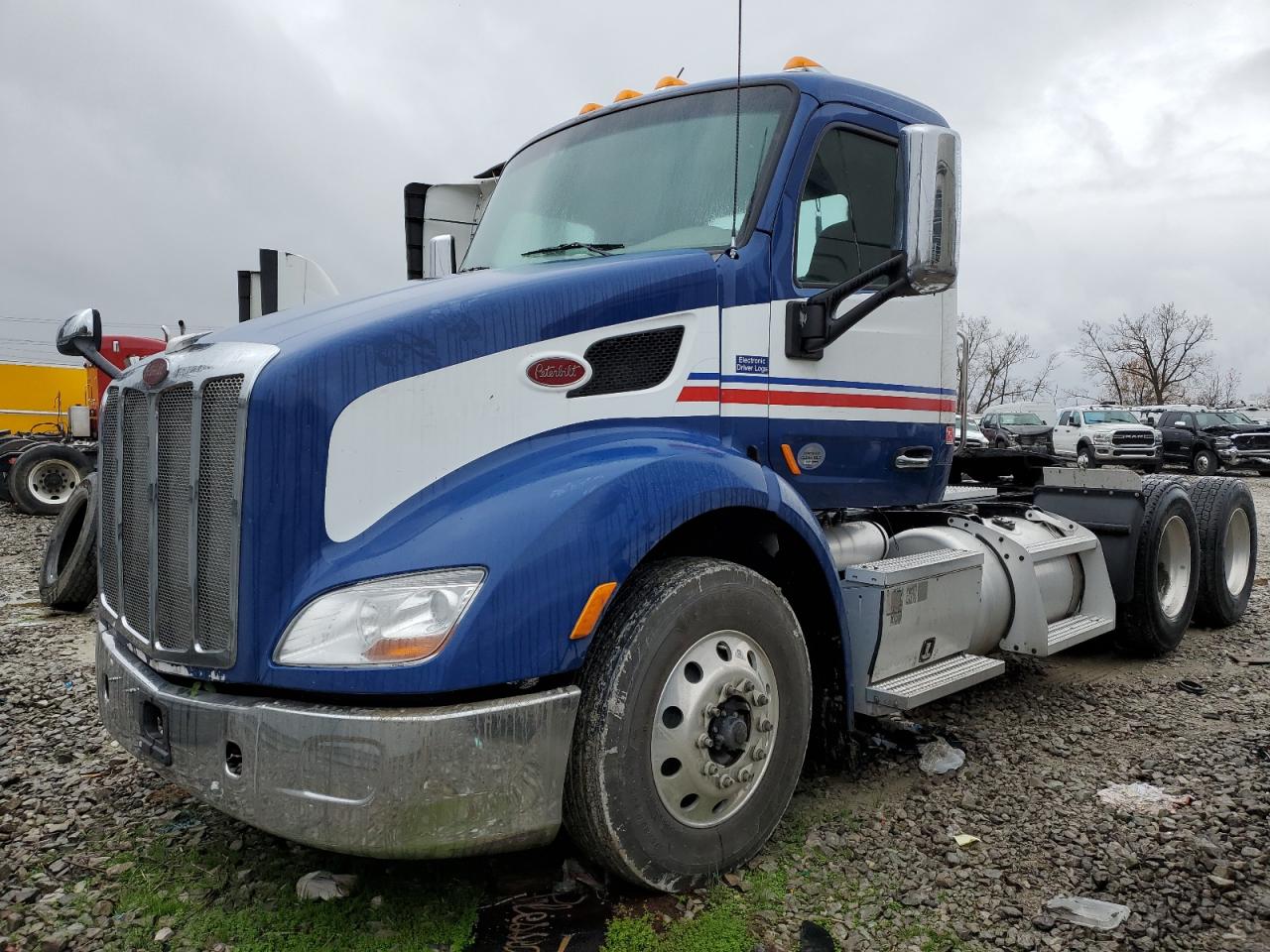 Lot #3006499097 2016 PETERBILT 579