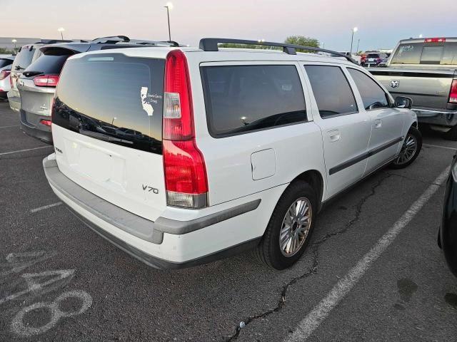 VOLVO V70 2004 white station gas YV1SW61T542396658 photo #4