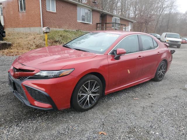 TOYOTA CAMRY SE 2022 red  gas 4T1G11AK7NU058524 photo #1