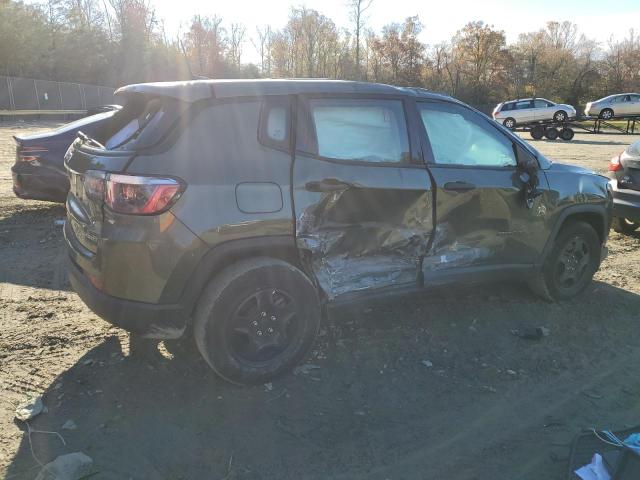 VIN 3C4NJCAB2KT782876 2019 JEEP COMPASS no.3